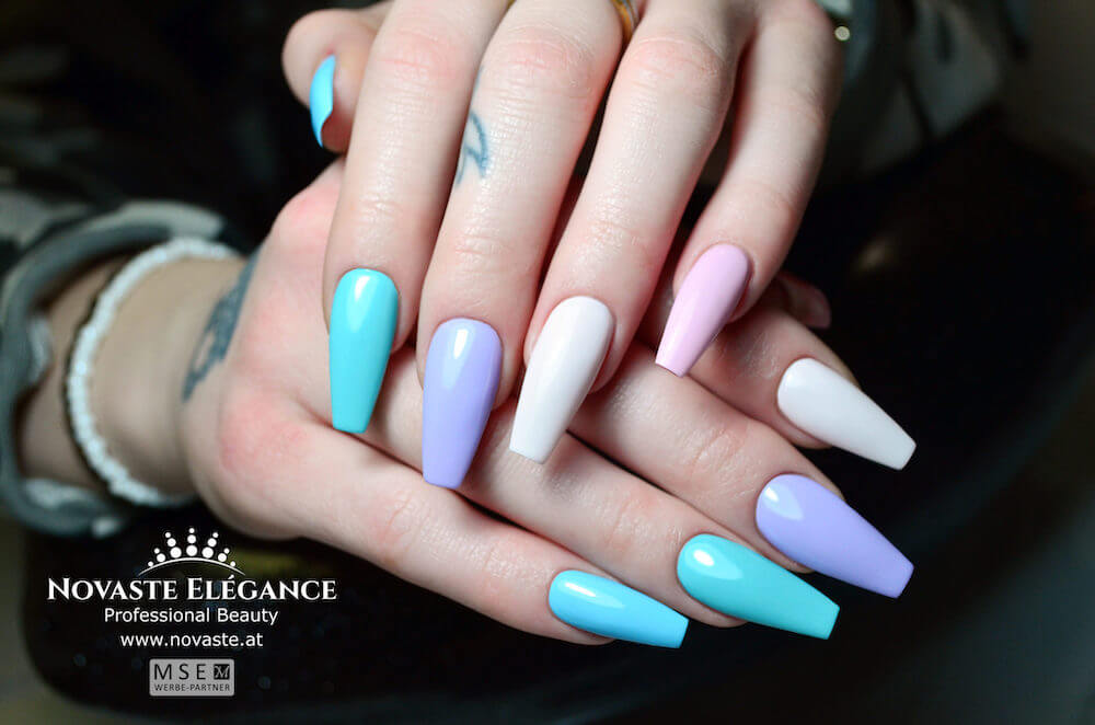 #011 Premium-PURE Color Gel 5ml Kräftiges Mintgrün - MSE - The Beauty Company